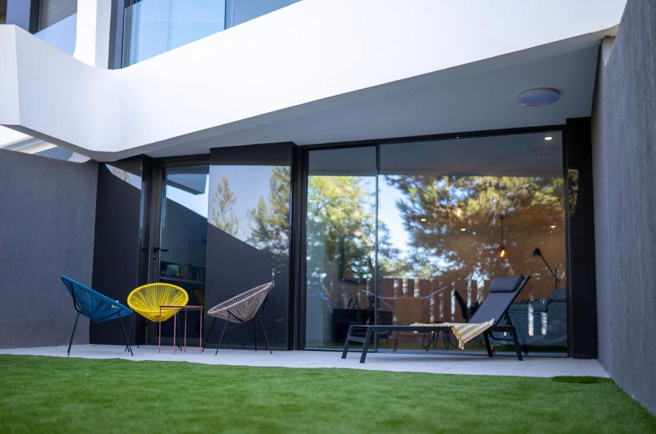 발리타드벨레즈 Casa De Nero - Premium House With Jacuzzi Next To Golf Course 빌라 외부 사진