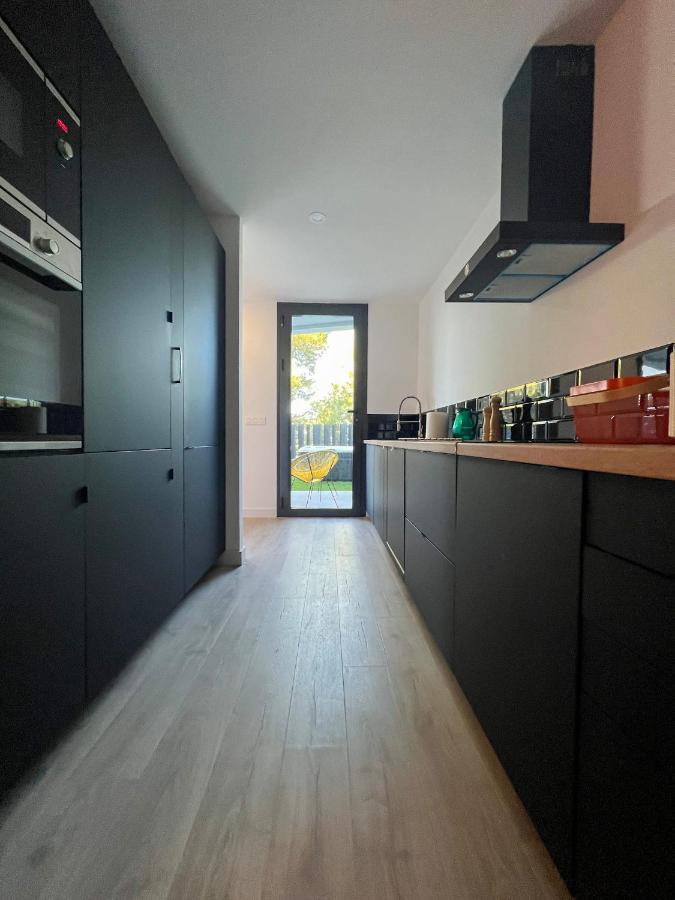 발리타드벨레즈 Casa De Nero - Premium House With Jacuzzi Next To Golf Course 빌라 외부 사진